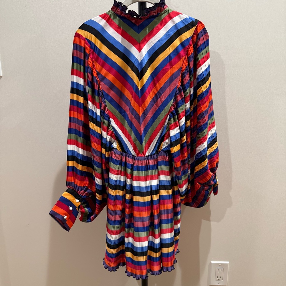 NWT Elliatt Sodality Multicolor Striped Dress - Picture 8 of 10